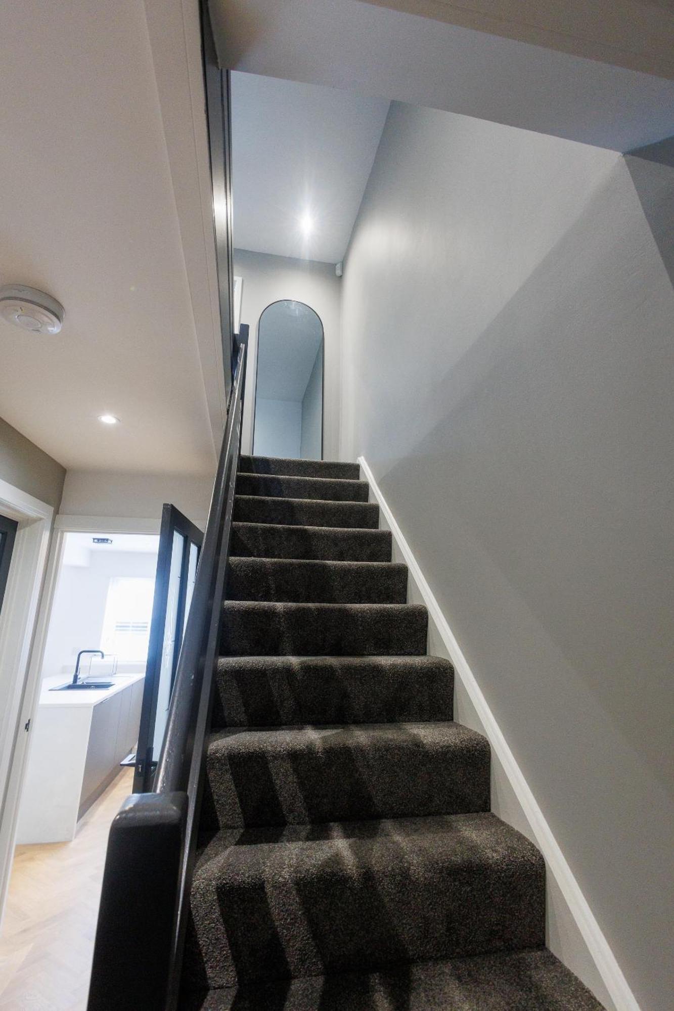 Uber Stylish 3 Bedroom Home Off Road Parking Near Town Centre And Bike Park Wales 머티르티드필 외부 사진